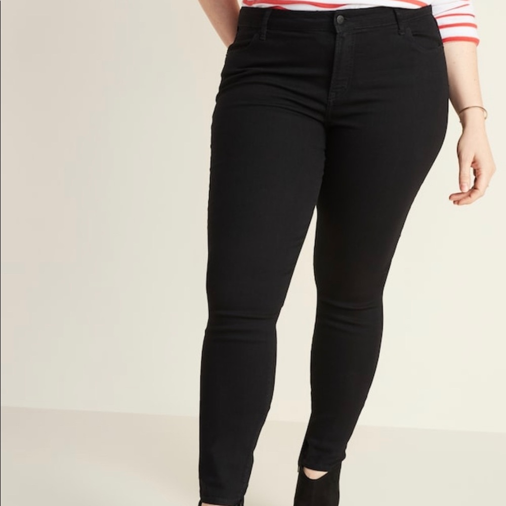 Old Navy Black Super Skinny Jeans